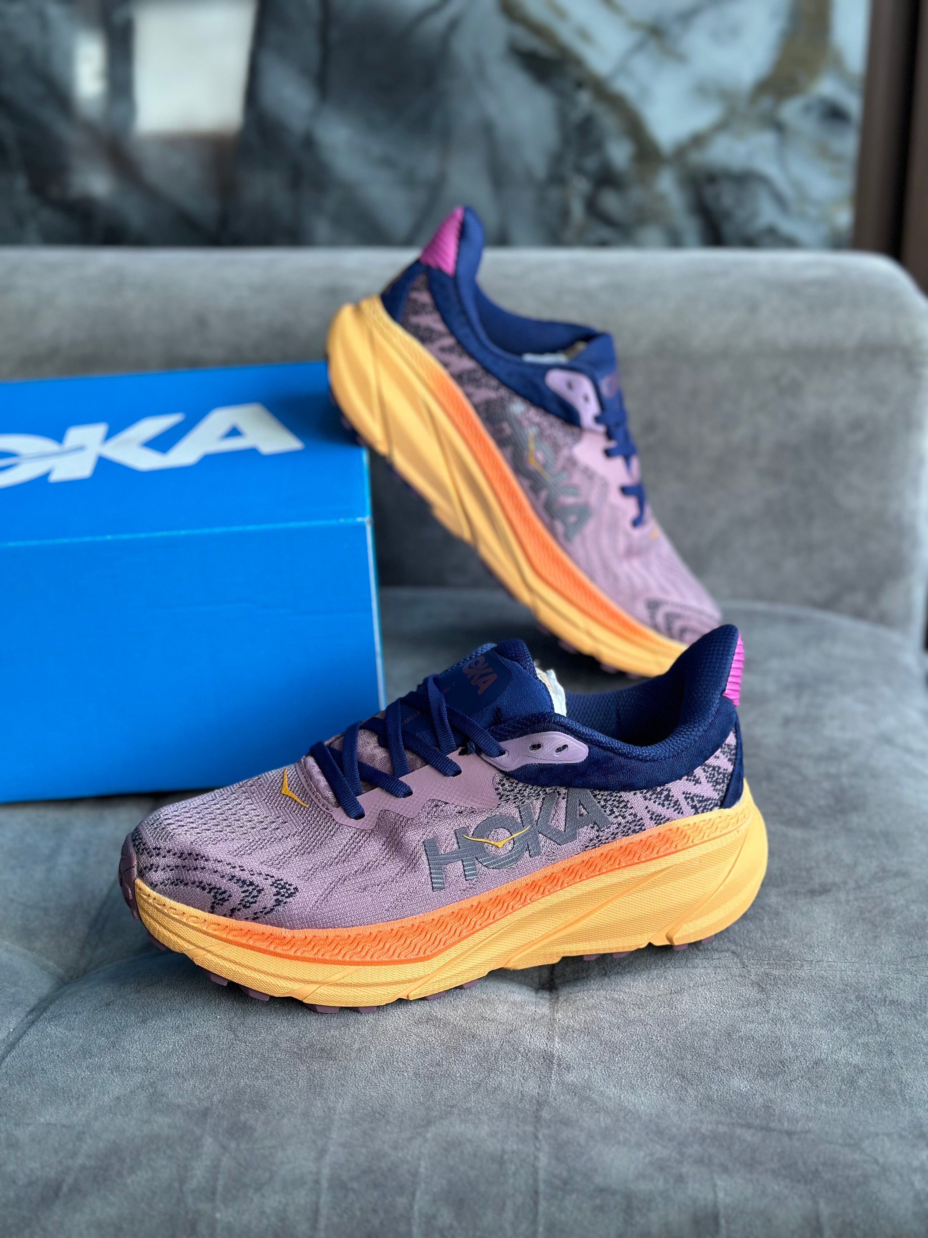 HOKA CHALLENGER ATR7