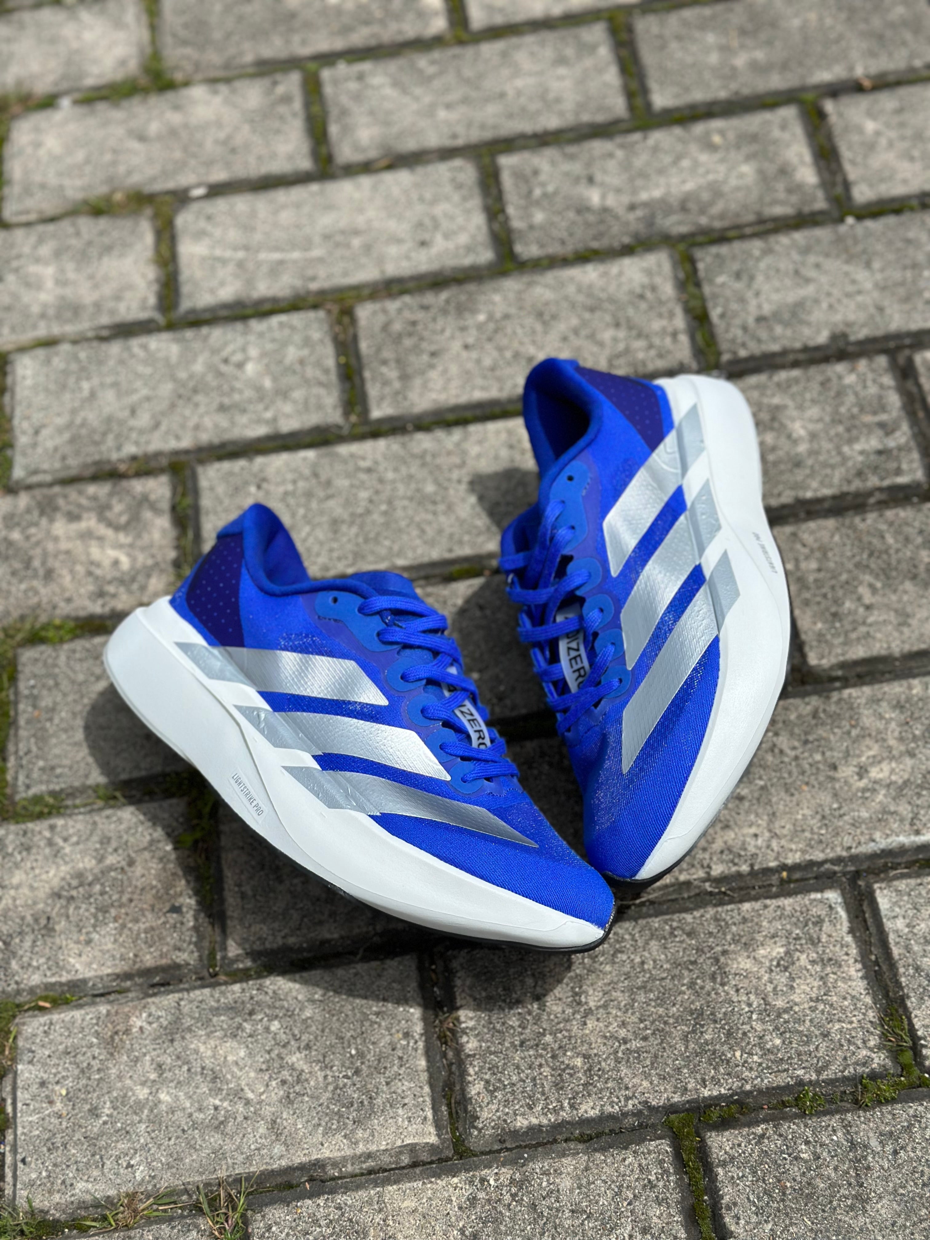 ADIZERO SL