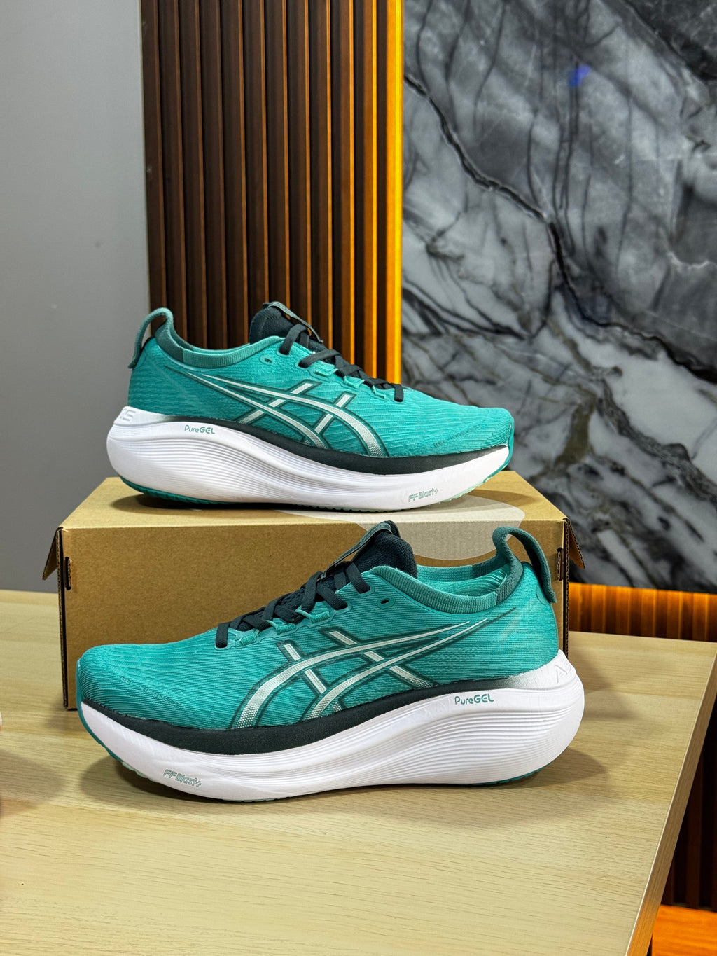 ASICS NIMBUST 27