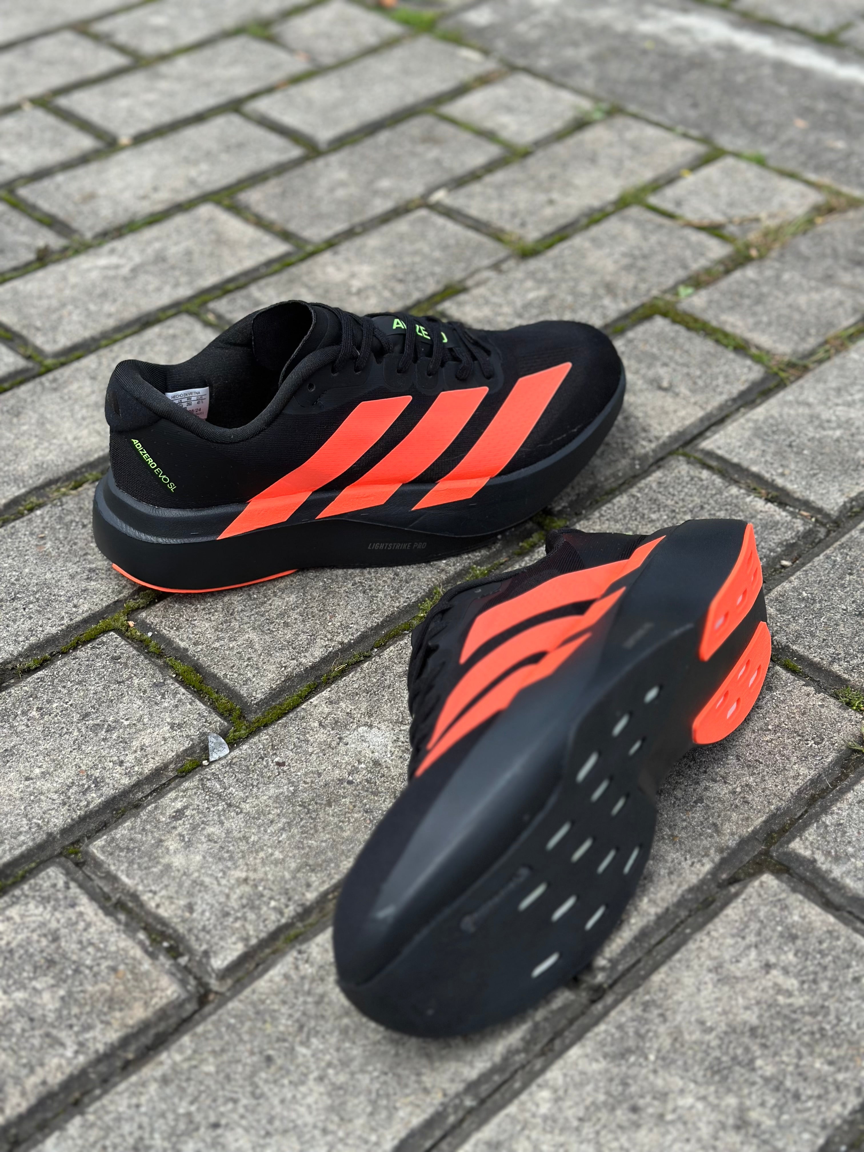 ADIZERO SL