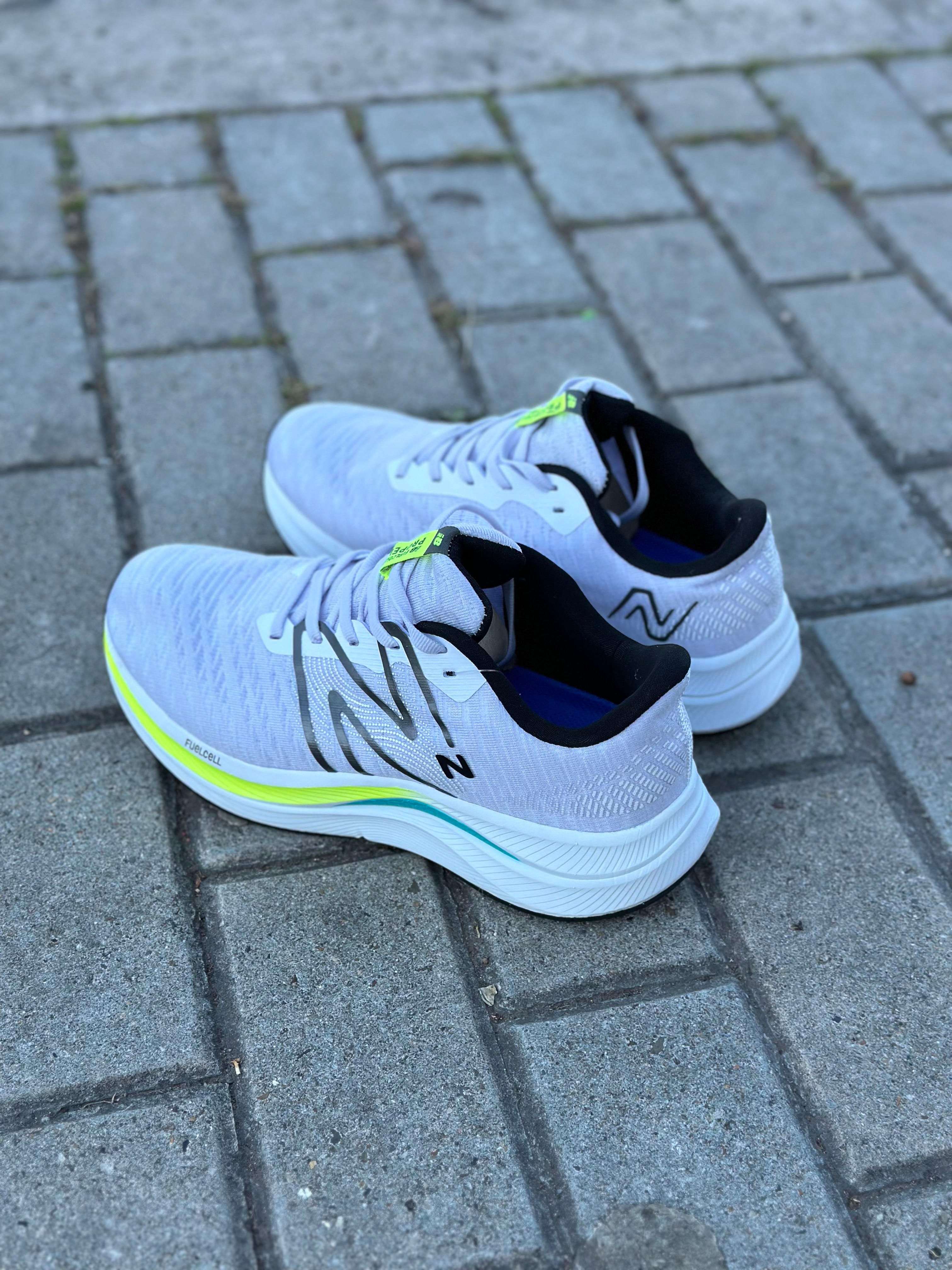 NEW BALANCE PROPEL