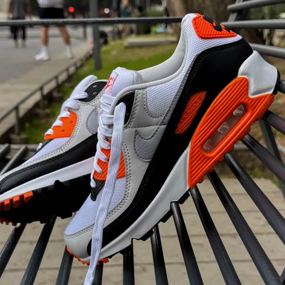 Nike Air Max 90