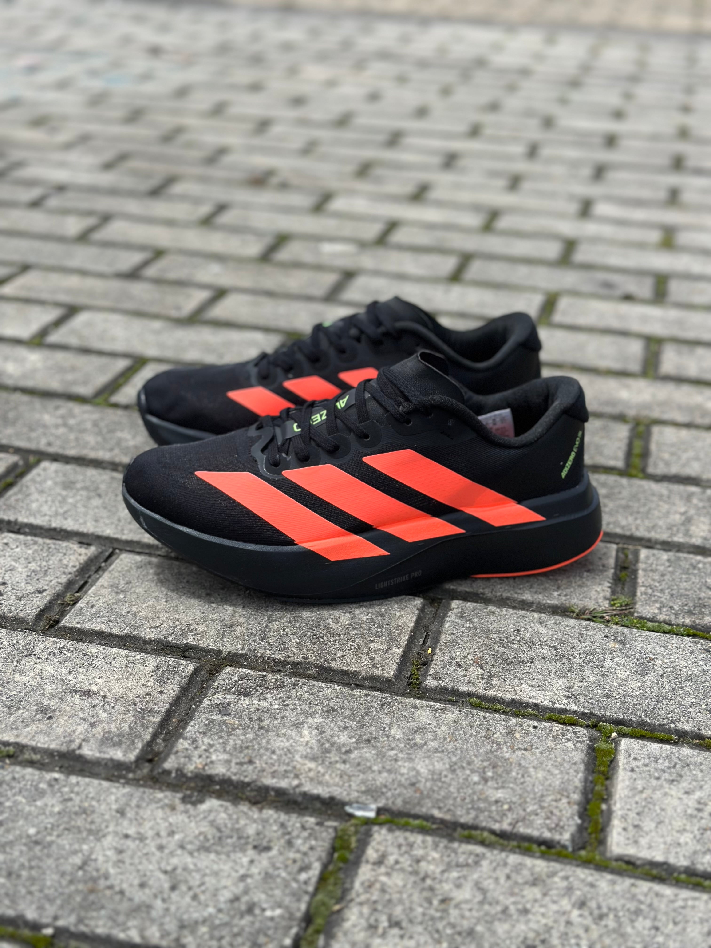 ADIZERO SL