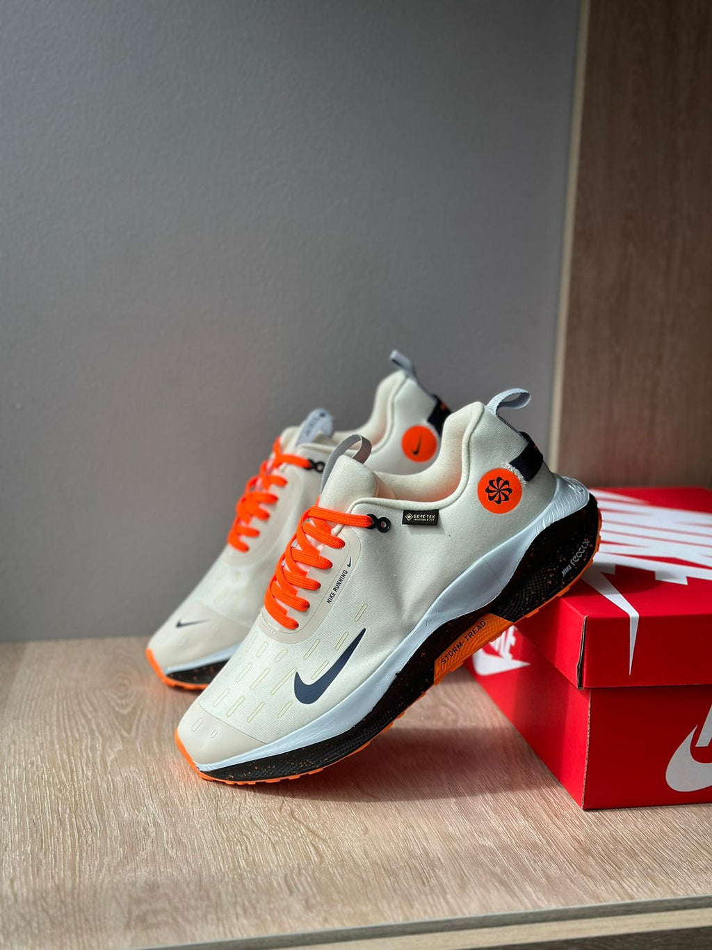 NIKE INFTY RUN 4 GORE TEX