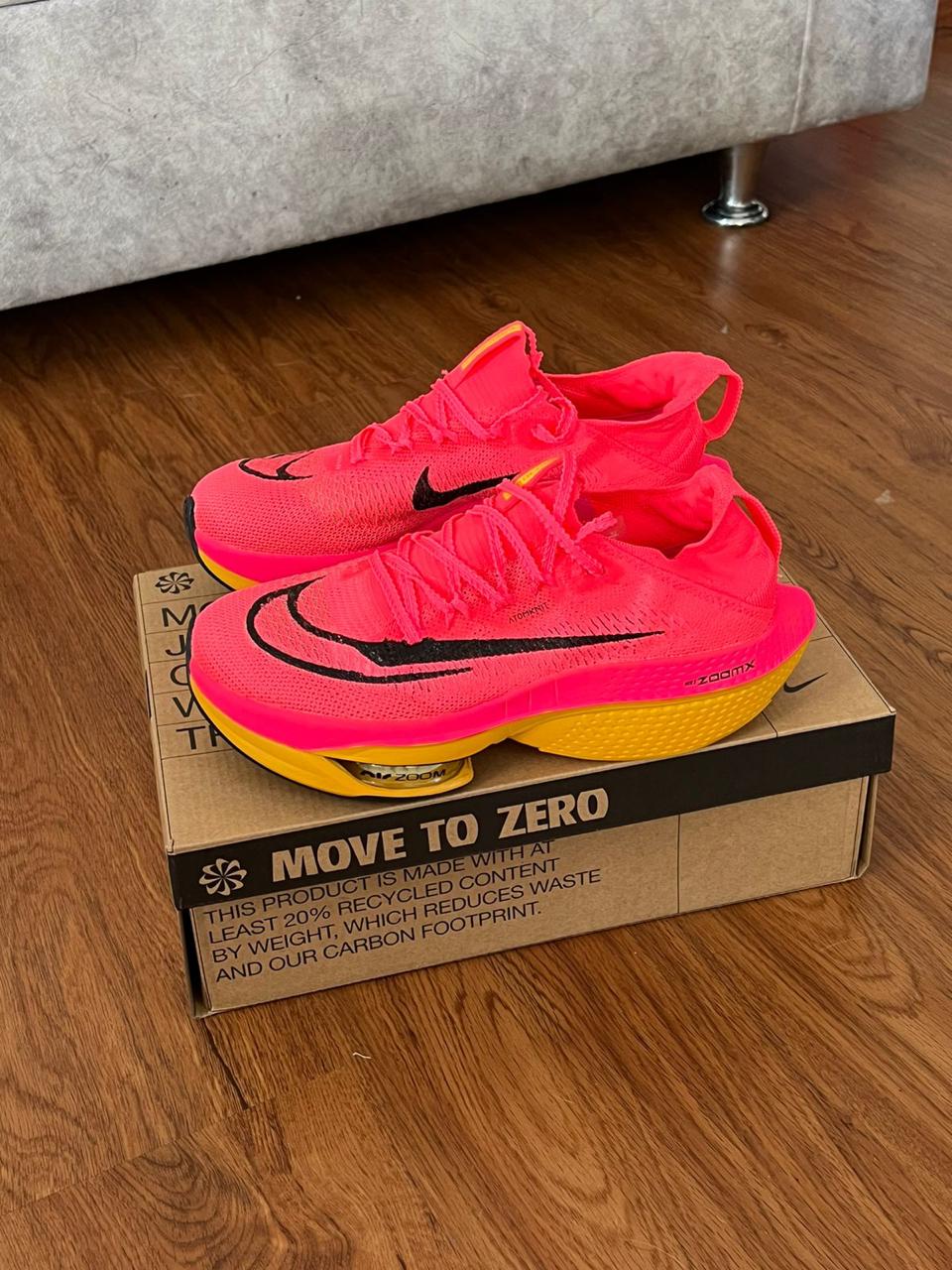 NIKE ZOOMX