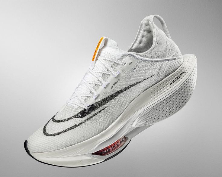 NIKE ZOOMX