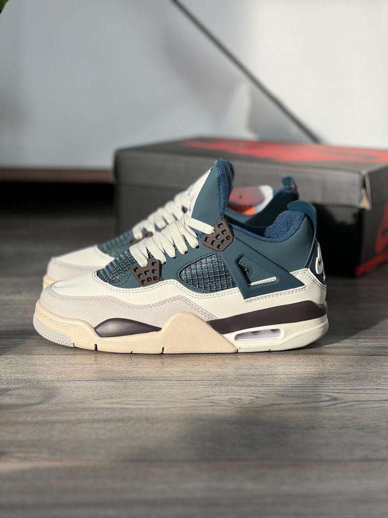 Jordan 4