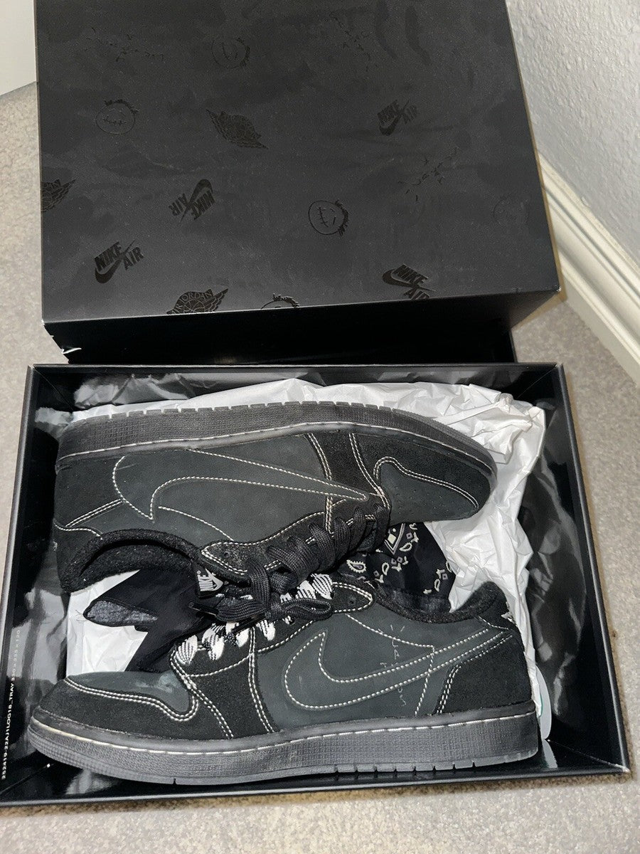 Jordan 1 Low Dunk X Travis Scott Black Phantom